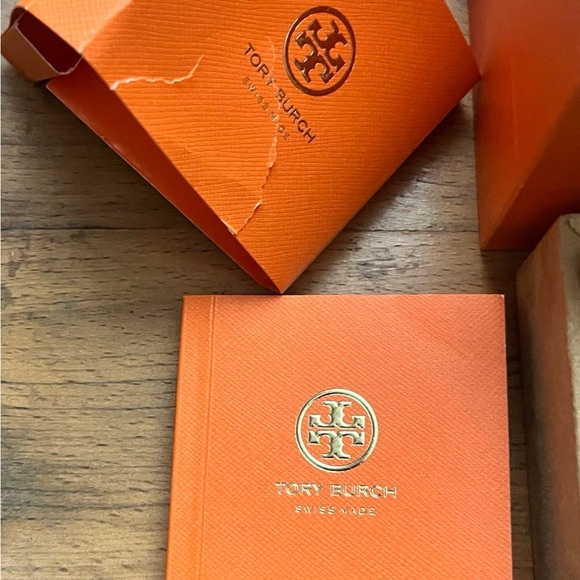 Tory Burch - Picture 7 of 15